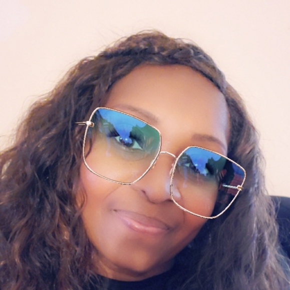 Meet your Posher, Boo - Picture 1 of 1